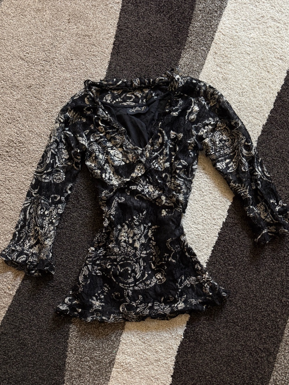 Y2K black lace beaded long sleeve blouse